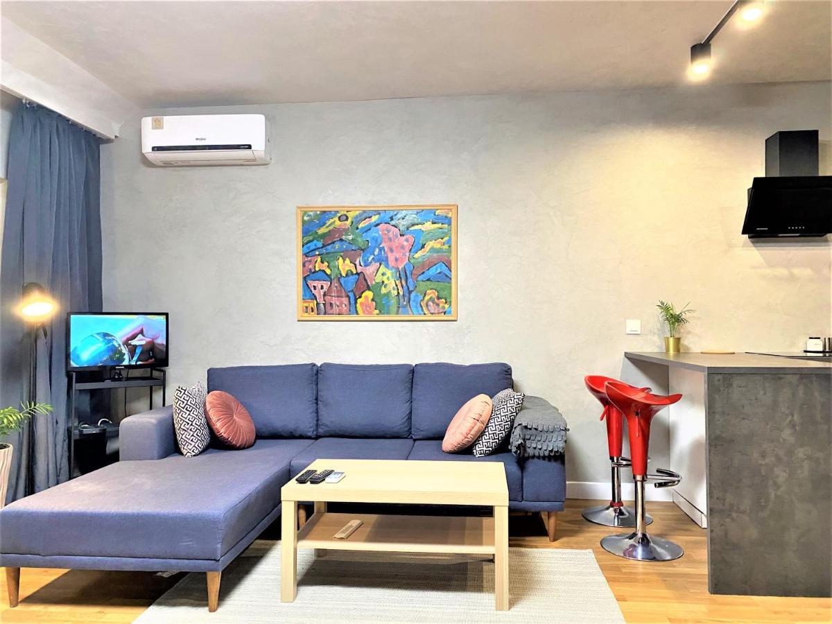 Danube View Artapartment With Balcony บูดาเปสต์ ภายนอก รูปภาพ